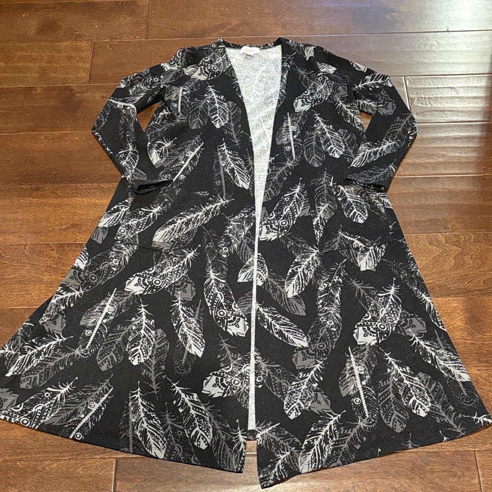 Lularoe Black And Gray Patterned Duster - image 1